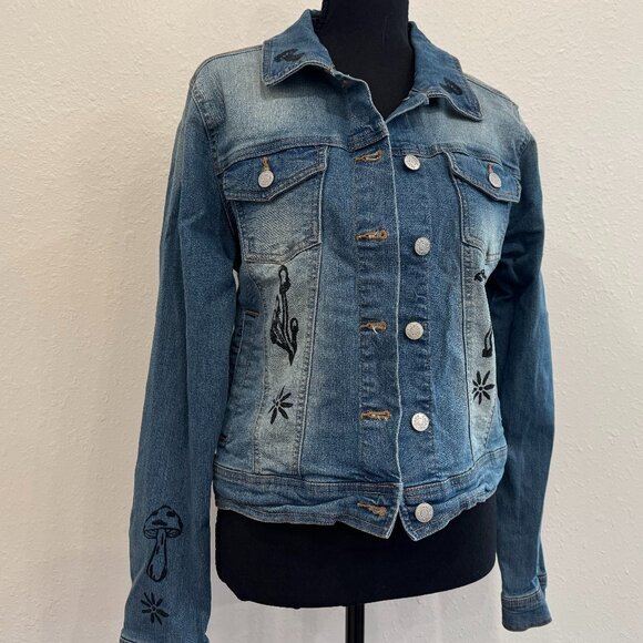 Truly One-of-a-Kind Hand Block Printed Forest Nymph Jean Jacket 🧚🏻‍♂️ - Picture 9 of 15
